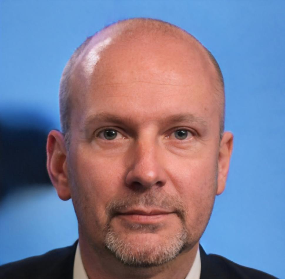Porträt von Lukas Hoffmann, Datenanalyst